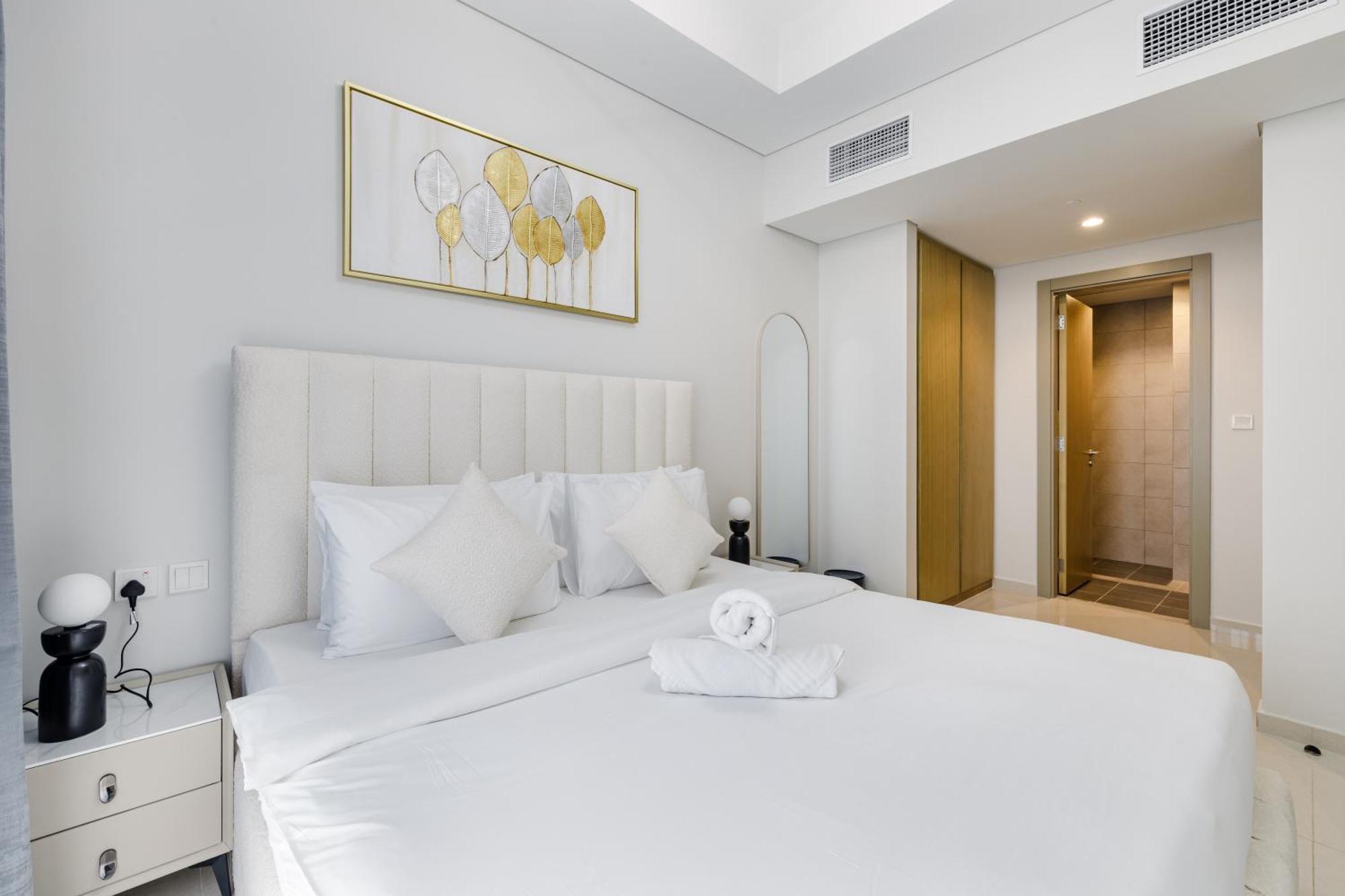 Aliving Charming 1br At Aykon Tower Business Bay * Dubai
