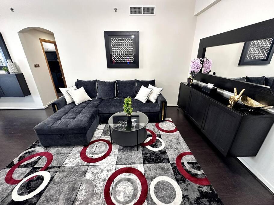 Beauty Of Marina In Our 2br Aptmnt *