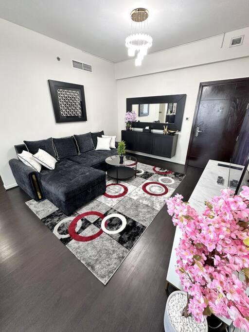 Beauty Of Marina In Our 2br Aptmnt Dubai