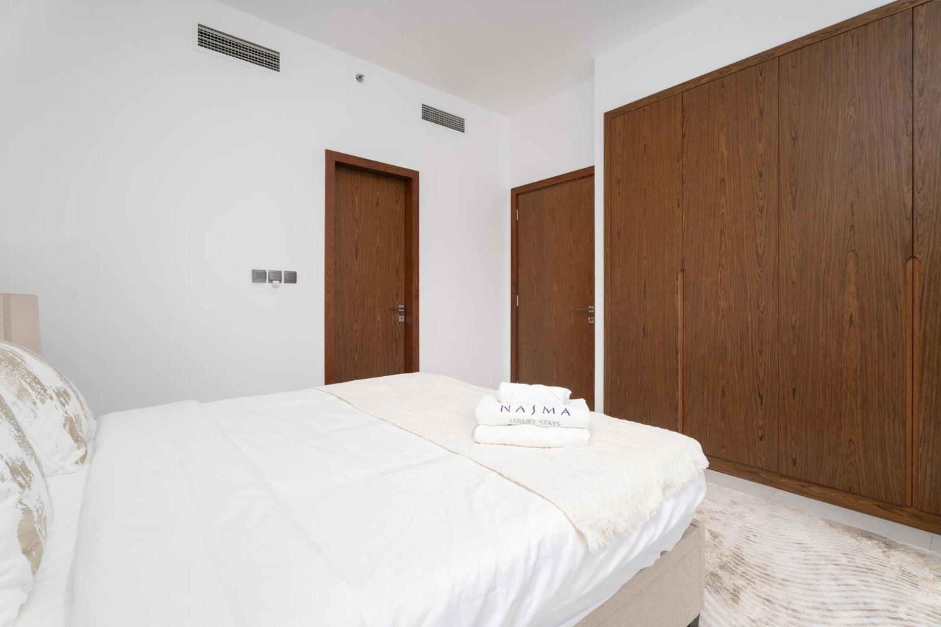 Nasma Luxury - Exclusive Marina-front Living At No 9 Marina Apartment
