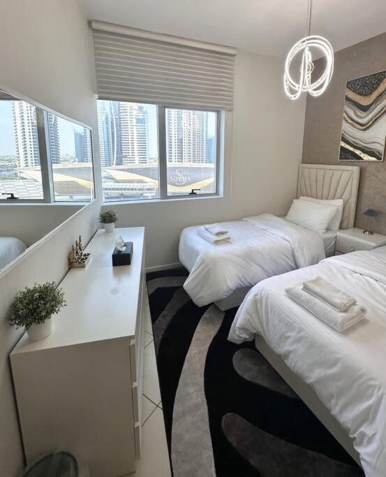 Apartment Beauty Of Marina In Our 2br Aptmnt