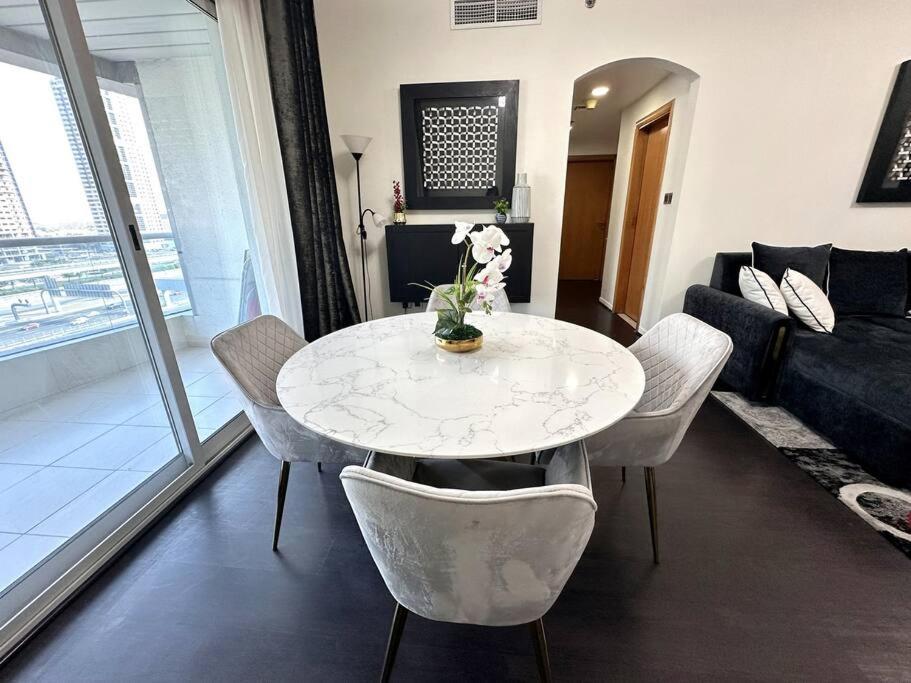Beauty Of Marina In Our 2br Aptmnt Apartment *