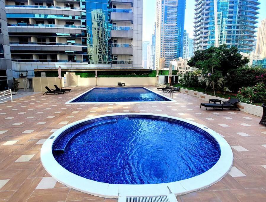 Apartment Beauty Of Marina In Our 2br Aptmnt