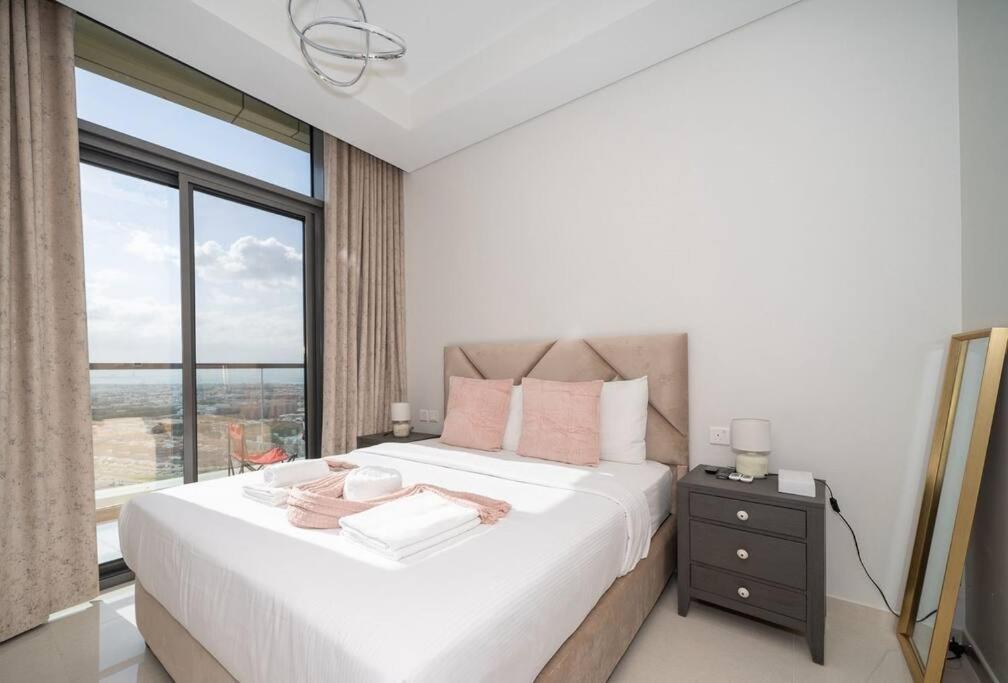 Aykon 2 Bedroom Burj View *