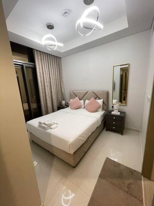 Aykon 2 Bedroom Burj View * Dubai