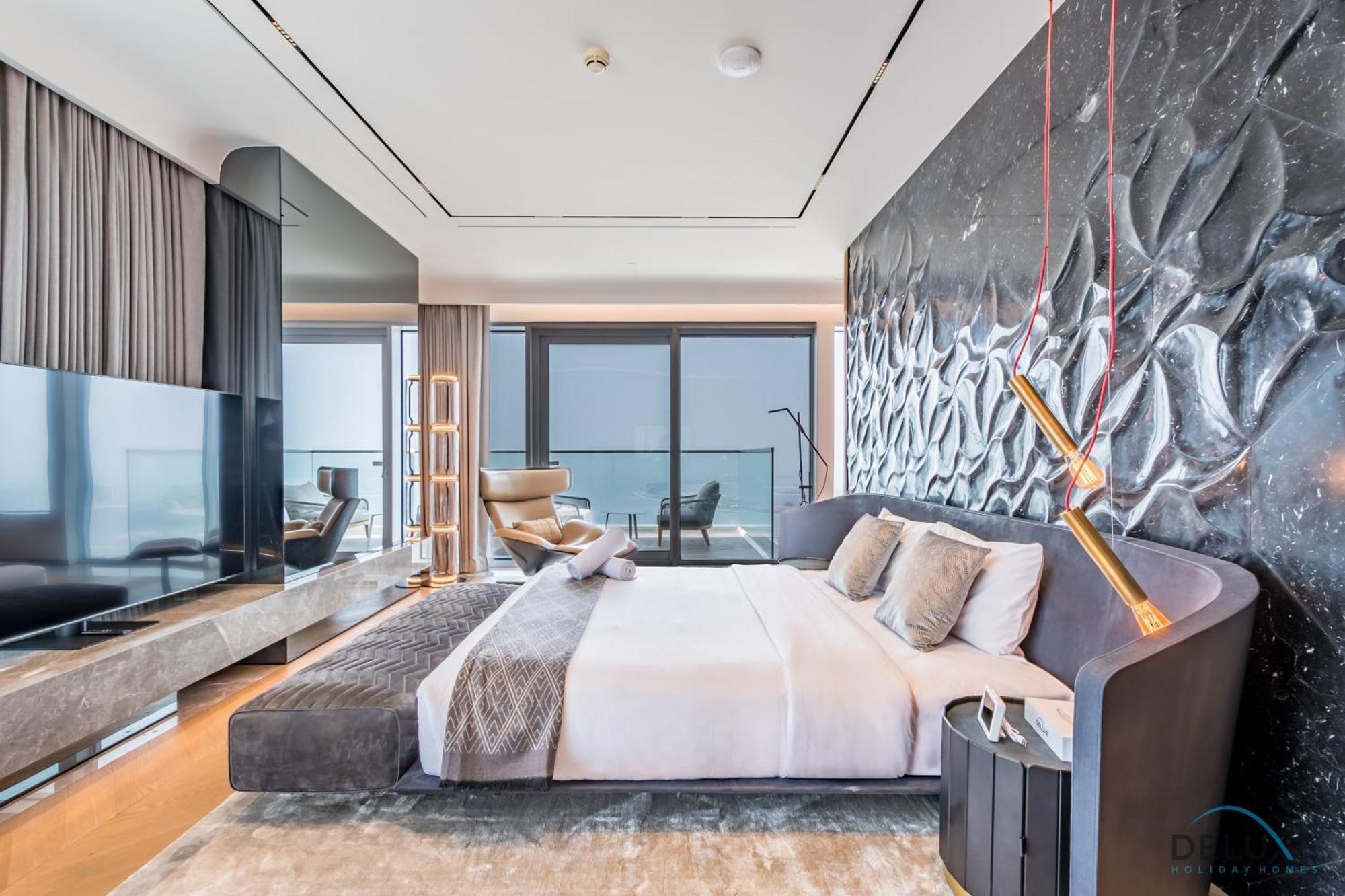 Picturesque 3br With Assistant In The One Jbr By Deluxe Homes * Dubai