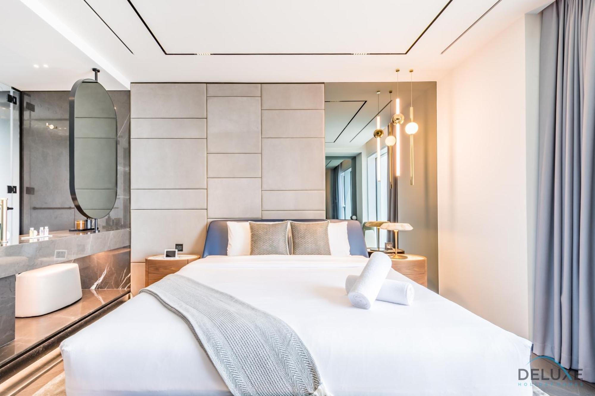 Apartment Picturesque 3br With Assistant In The One Jbr By Deluxe Homes Dubai