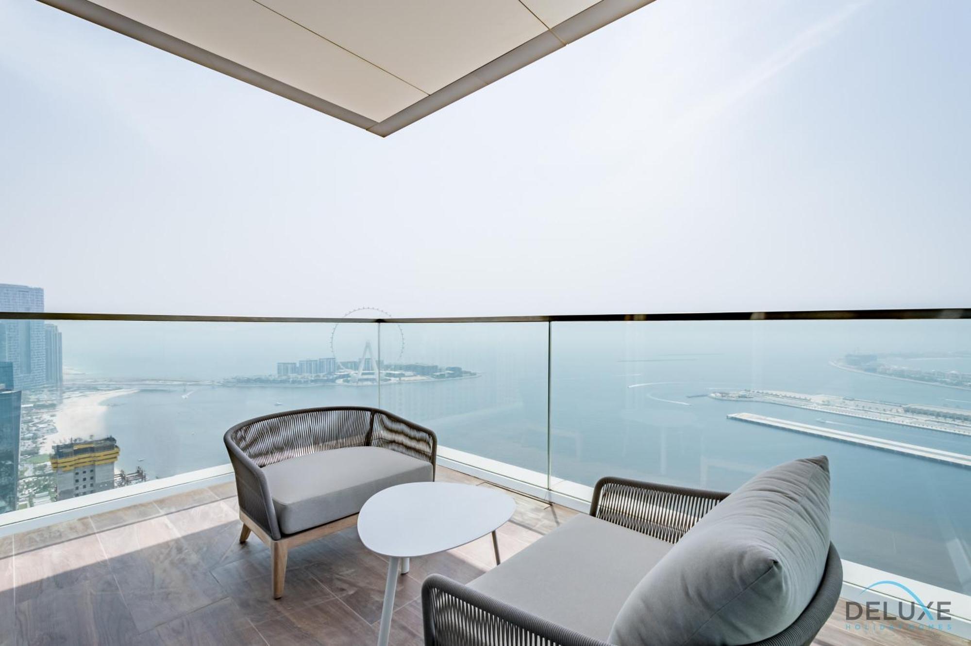 Apartment Picturesque 3br With Assistant In The One Jbr By Deluxe Homes *