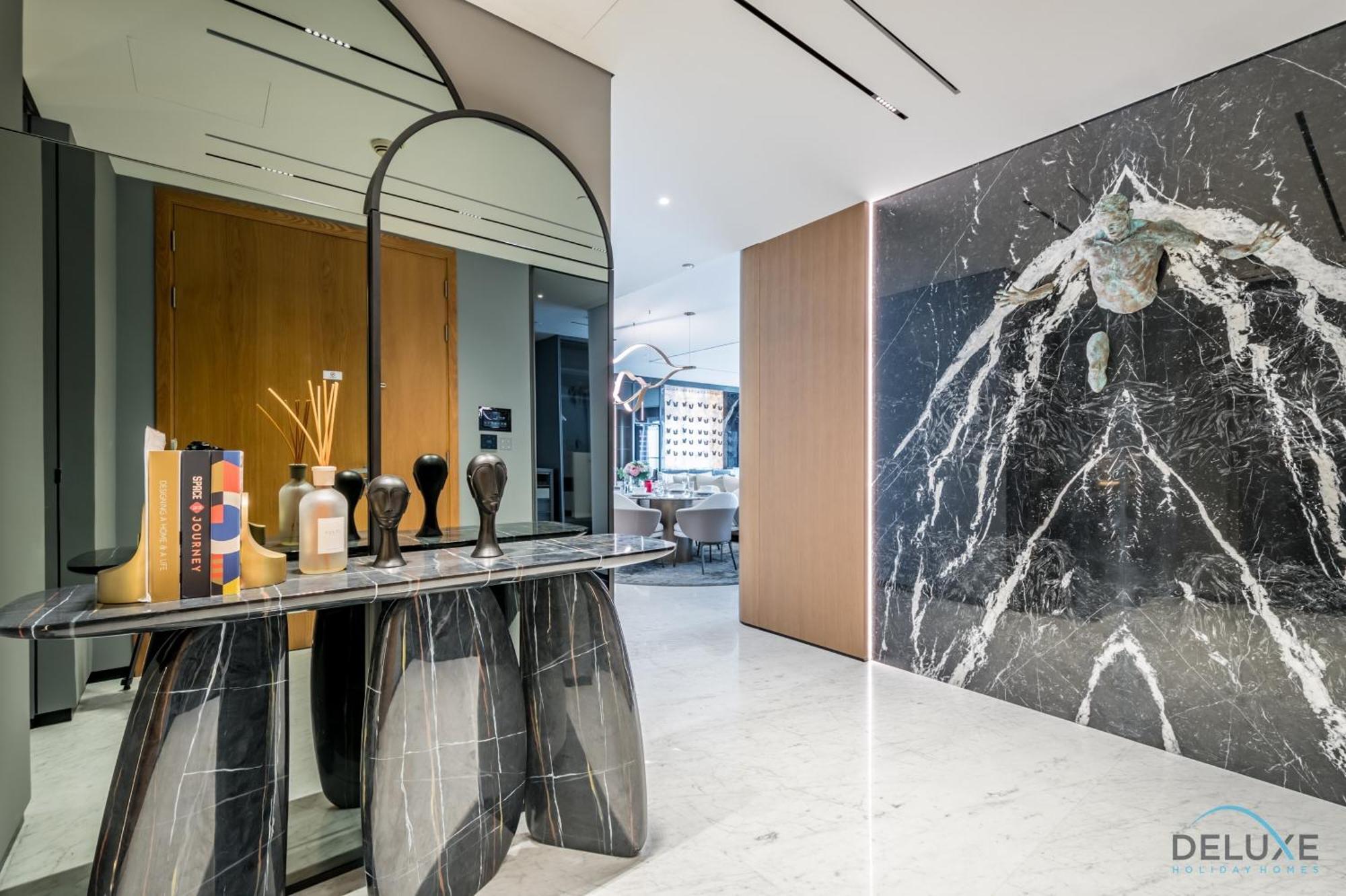 Picturesque 3br With Assistant In The One Jbr By Deluxe Homes