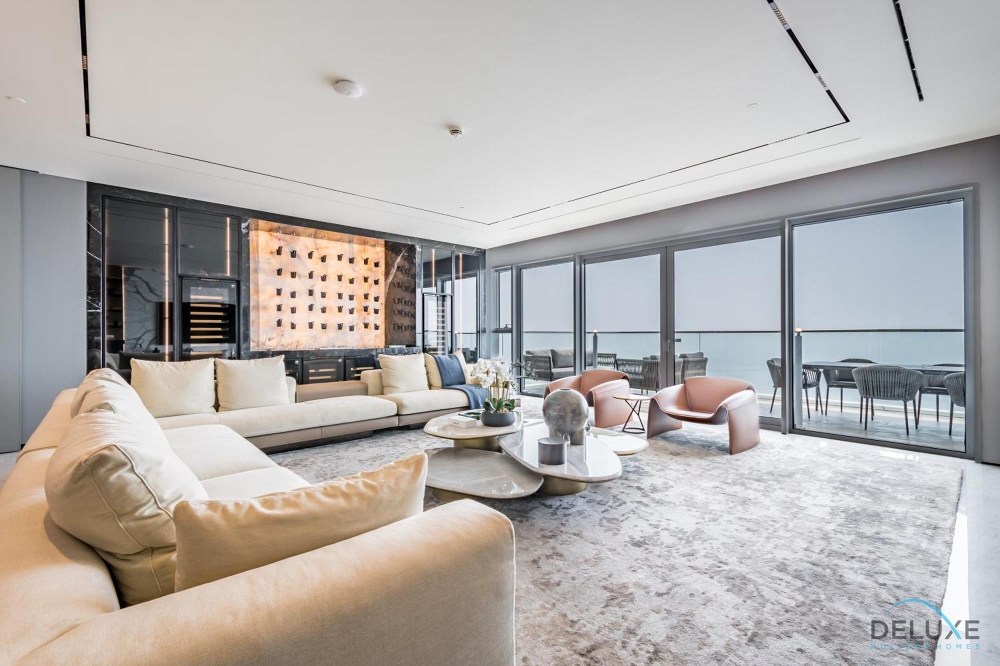 Apartment Picturesque 3br With Assistant In The One Jbr By Deluxe Homes *
