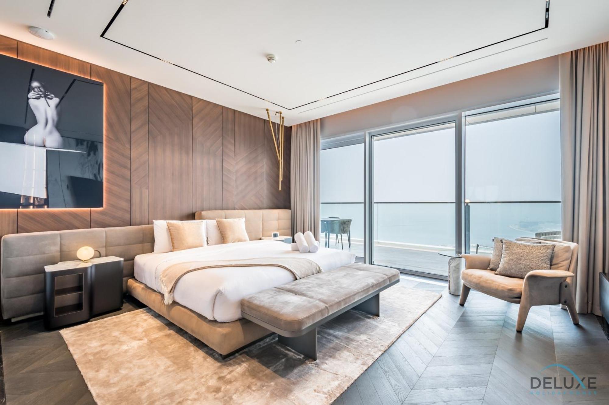 Picturesque 3br With Assistant In The One Jbr By Deluxe Homes * Dubai