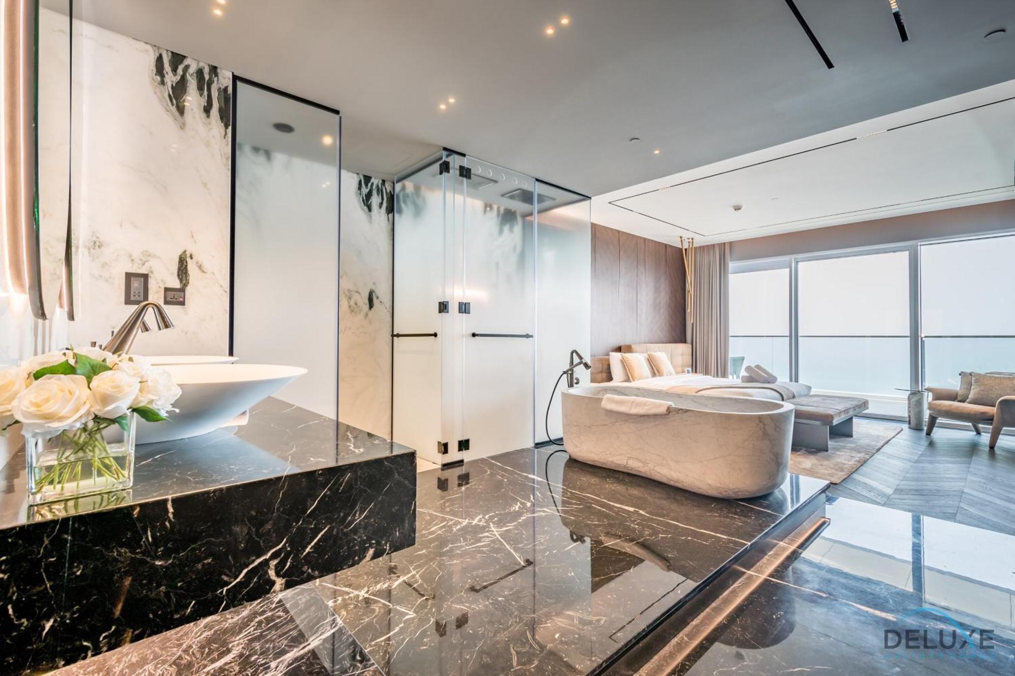Apartment Picturesque 3br With Assistant In The One Jbr By Deluxe Homes
