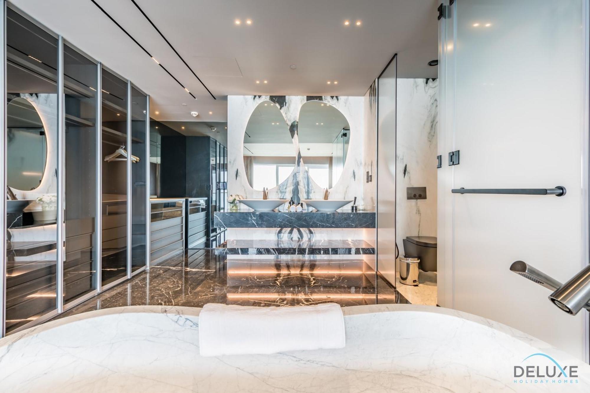 Picturesque 3br With Assistant In The One Jbr By Deluxe Homes Apartment