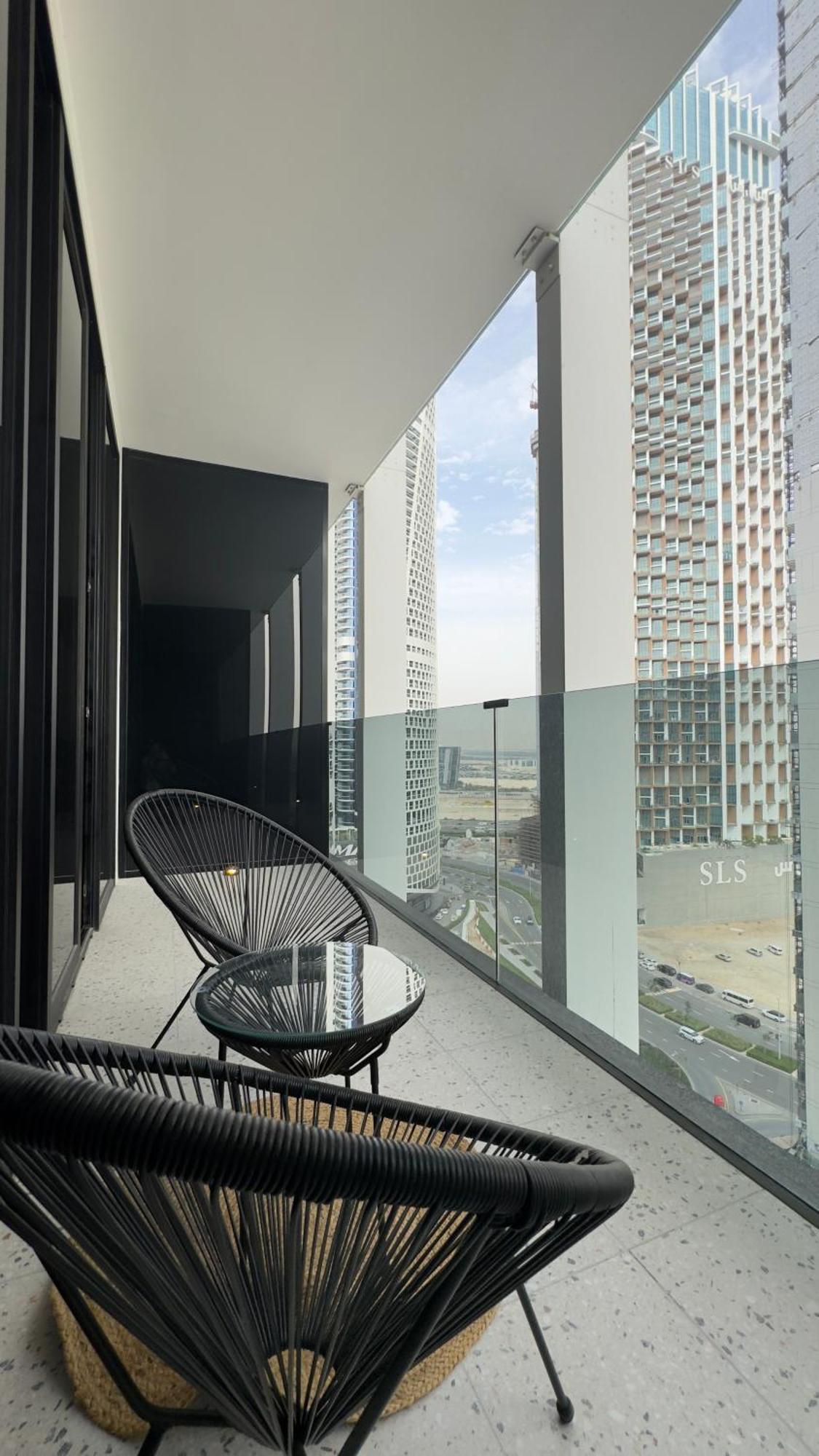 Stylish In The Center!10 Minutes To Mall And World Trade Center Dubai