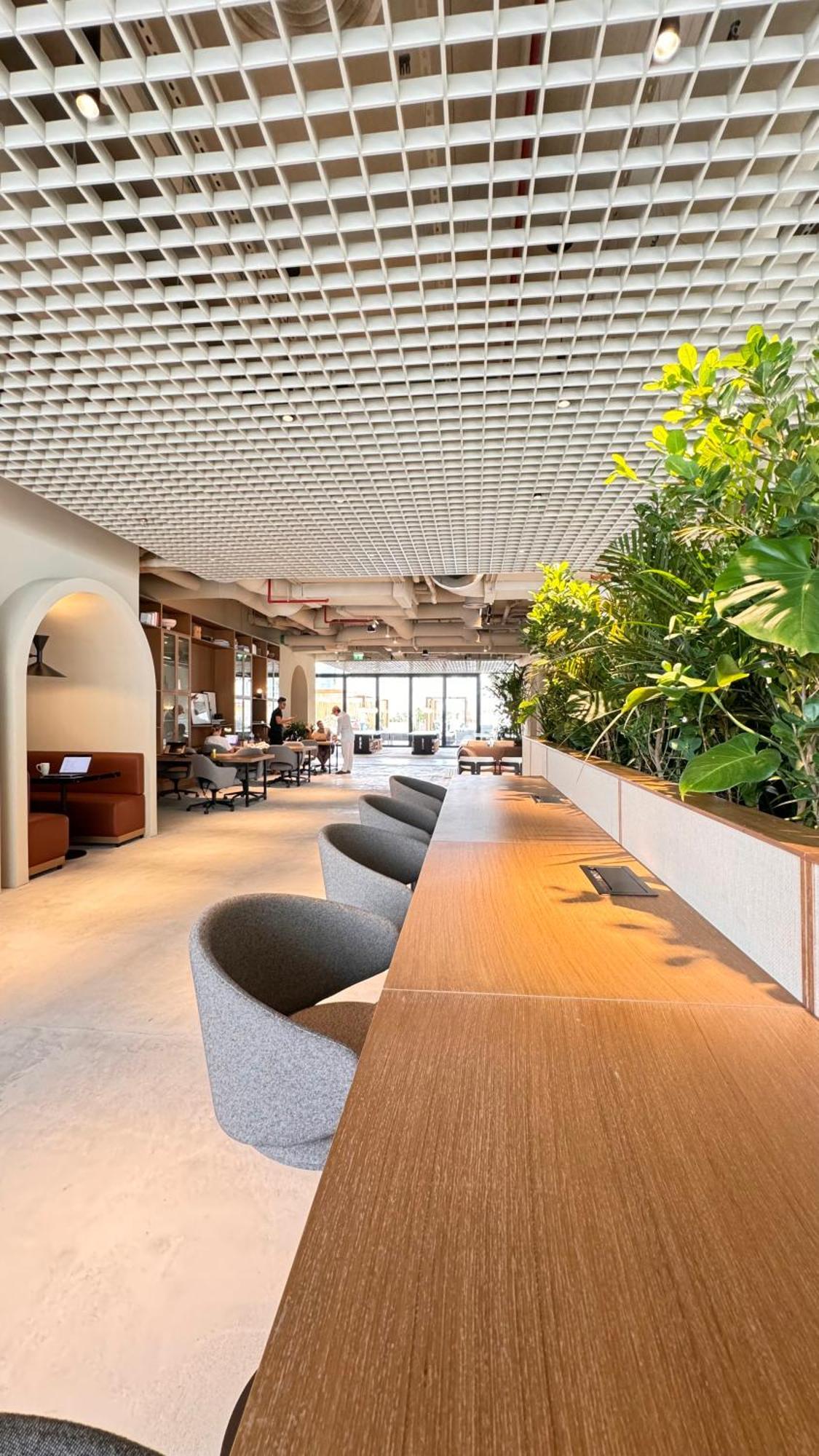 Stylish In The Center!10 Minutes To Mall And World Trade Center Apartment