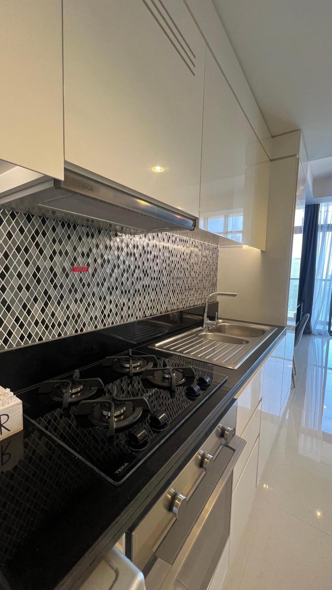 Luxury In The Location Apartment Dubai