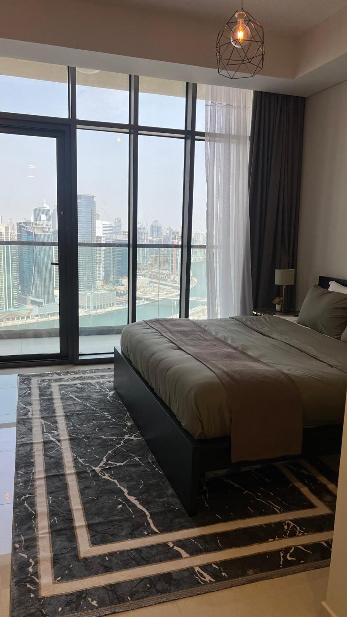 Apartment Luxury In The Location