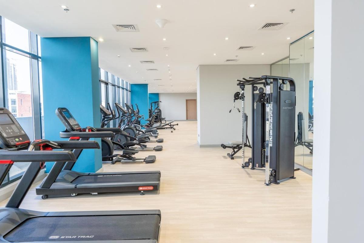 Elegant 1-bedroom Perfect For 4 At Azizi Riviera In Meydan One Apartment *