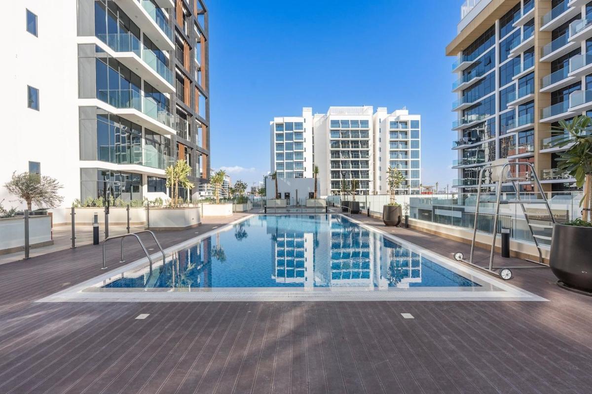 Apartment Elegant 1-bedroom Perfect For 4 At Azizi Riviera In Meydan One Dubai