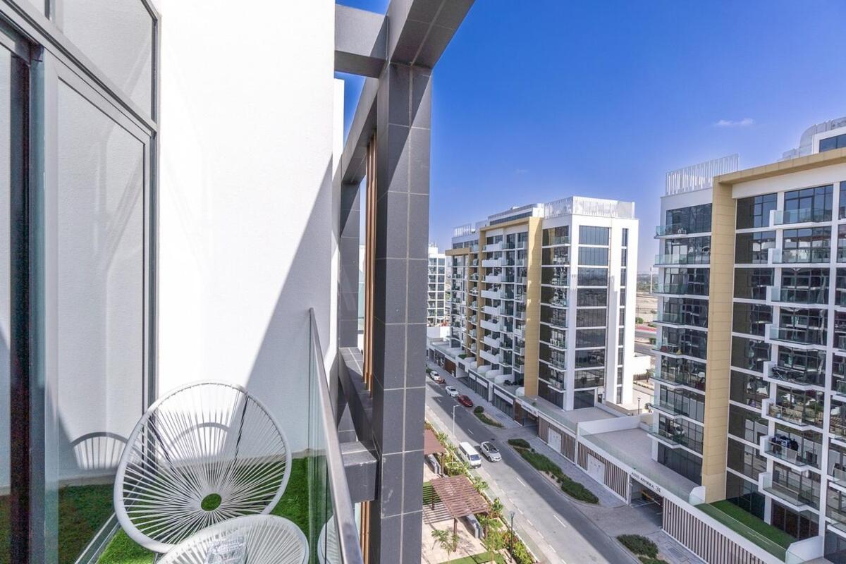 Elegant 1-bedroom Perfect For 4 At Azizi Riviera In Meydan One Apartment Dubai