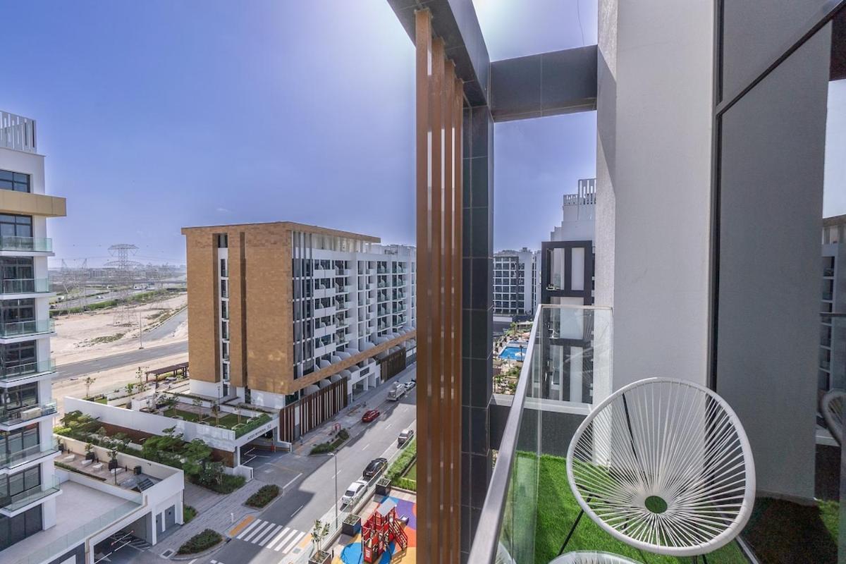 Elegant 1-bedroom Perfect For 4 At Azizi Riviera In Meydan One Apartment *