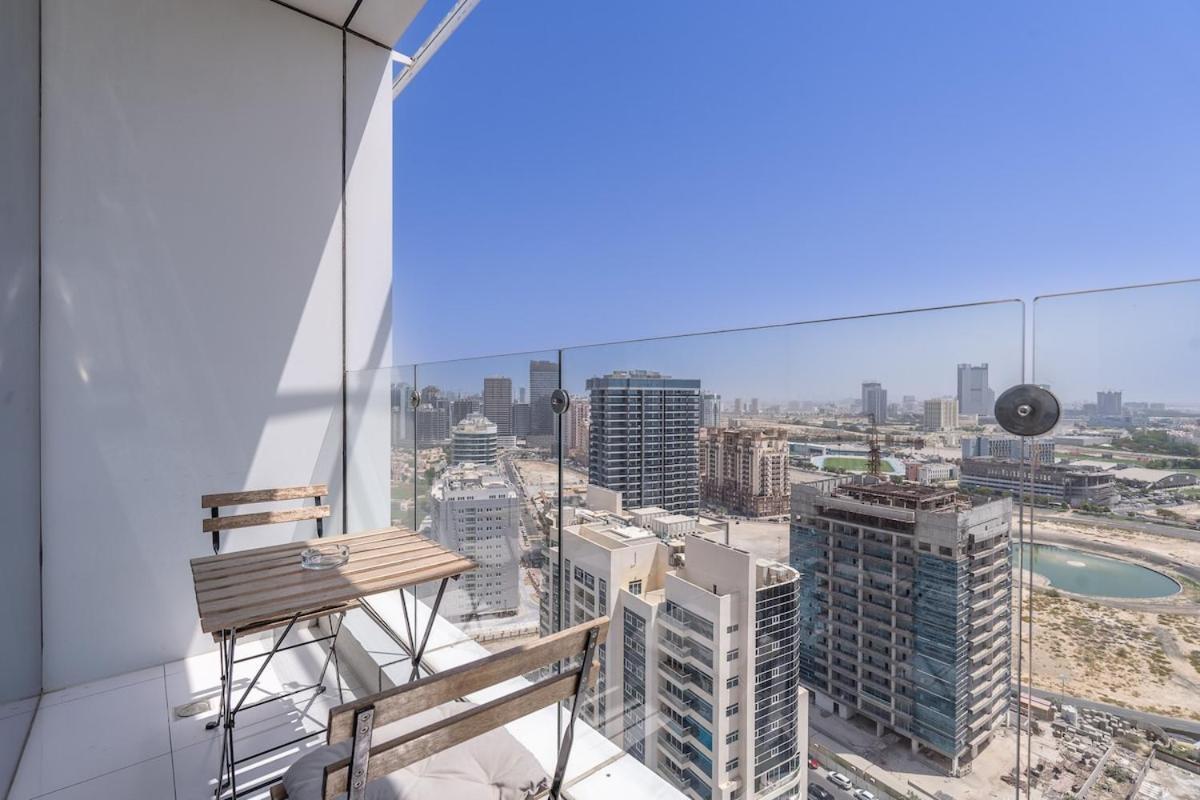 Phenomenal Flat In Sports City * Dubai