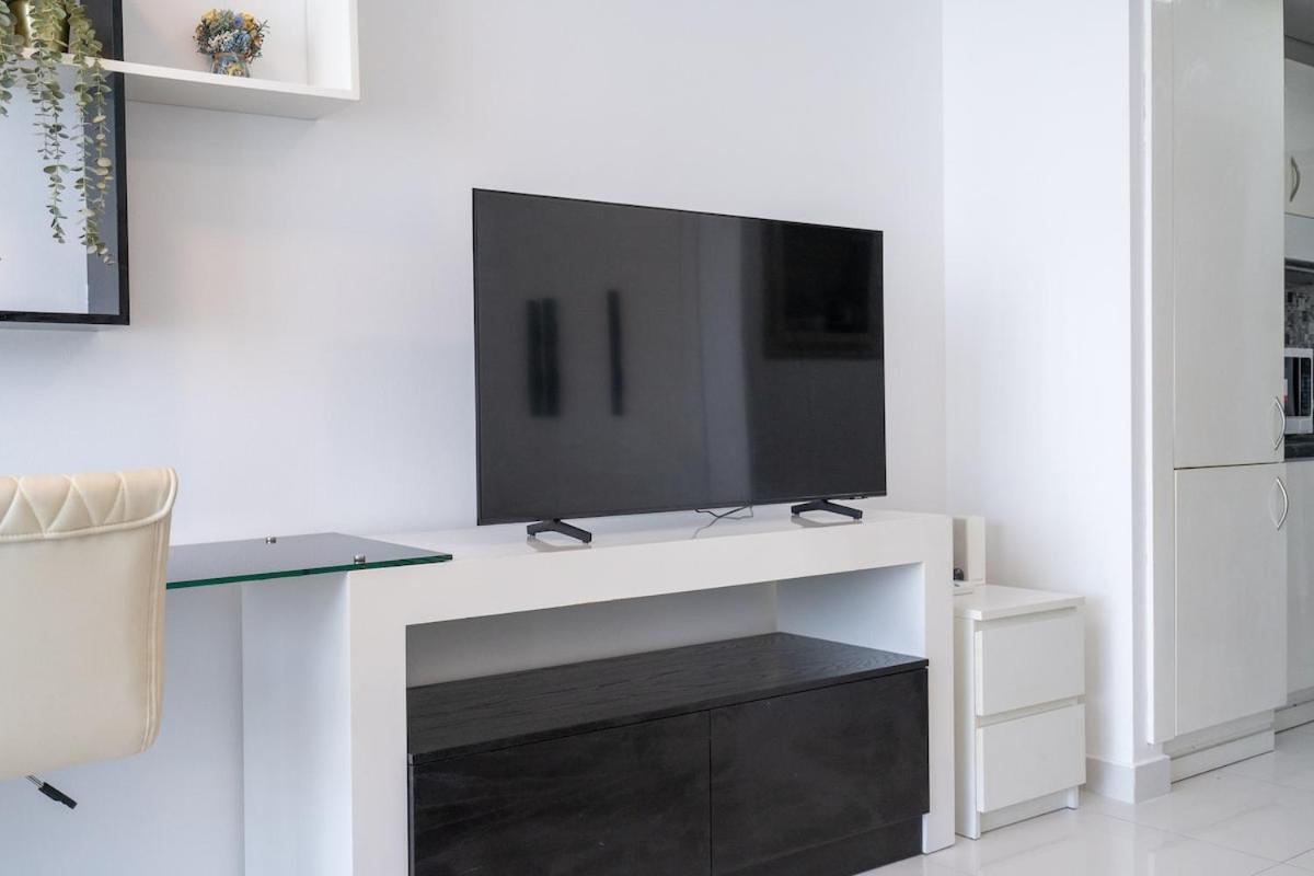 Phenomenal Flat In Sports City Apartment *