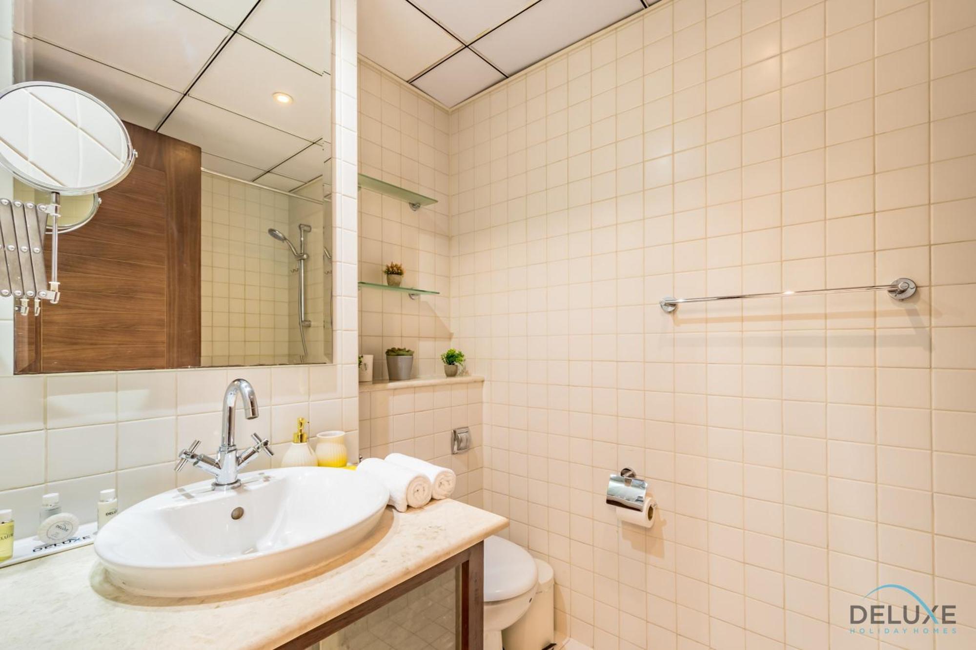 Stylish 1br In Al Sahab 2, Marina By Deluxe Homes Dubai