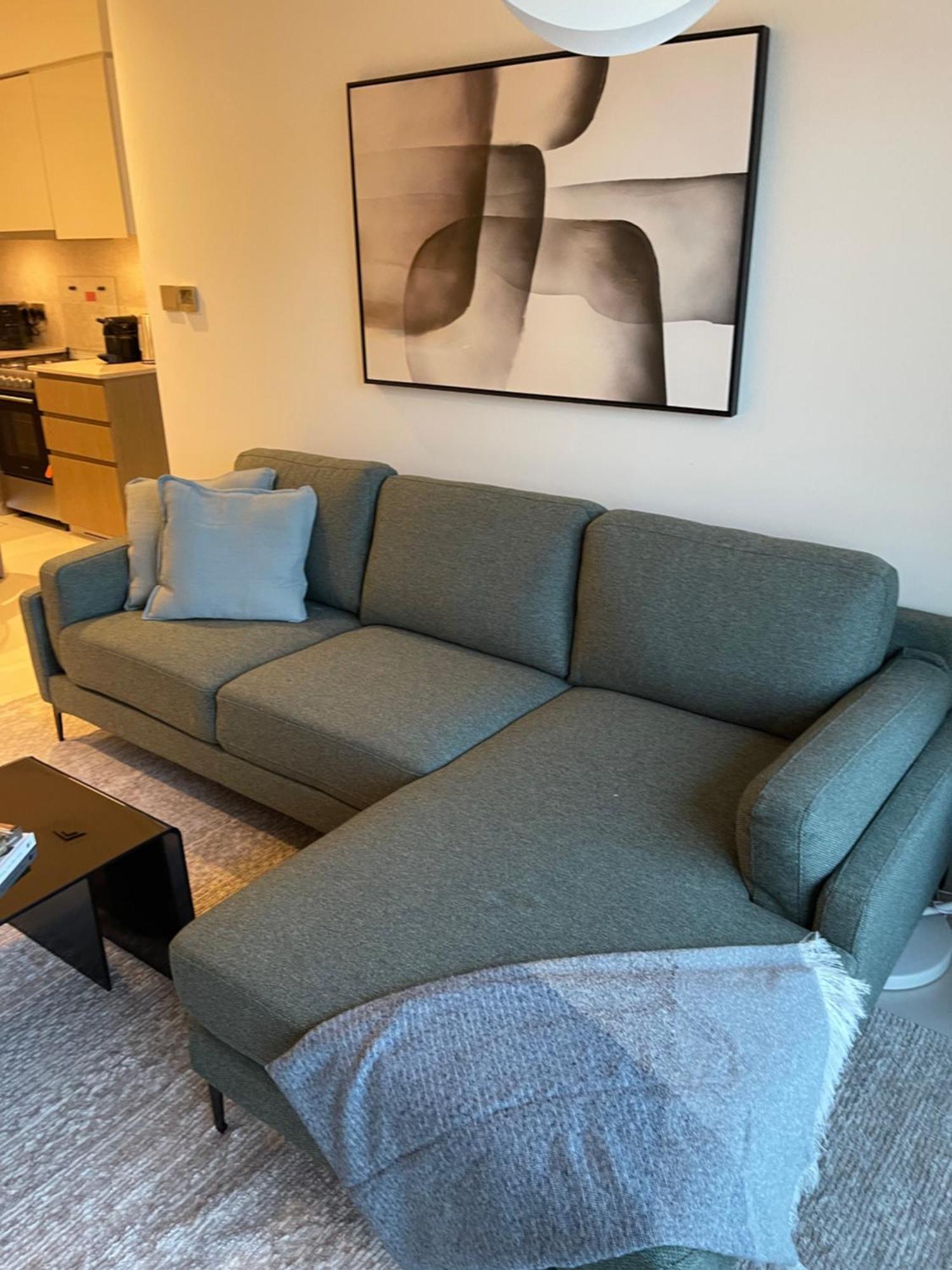 Burj Royale - Luxury Apartment