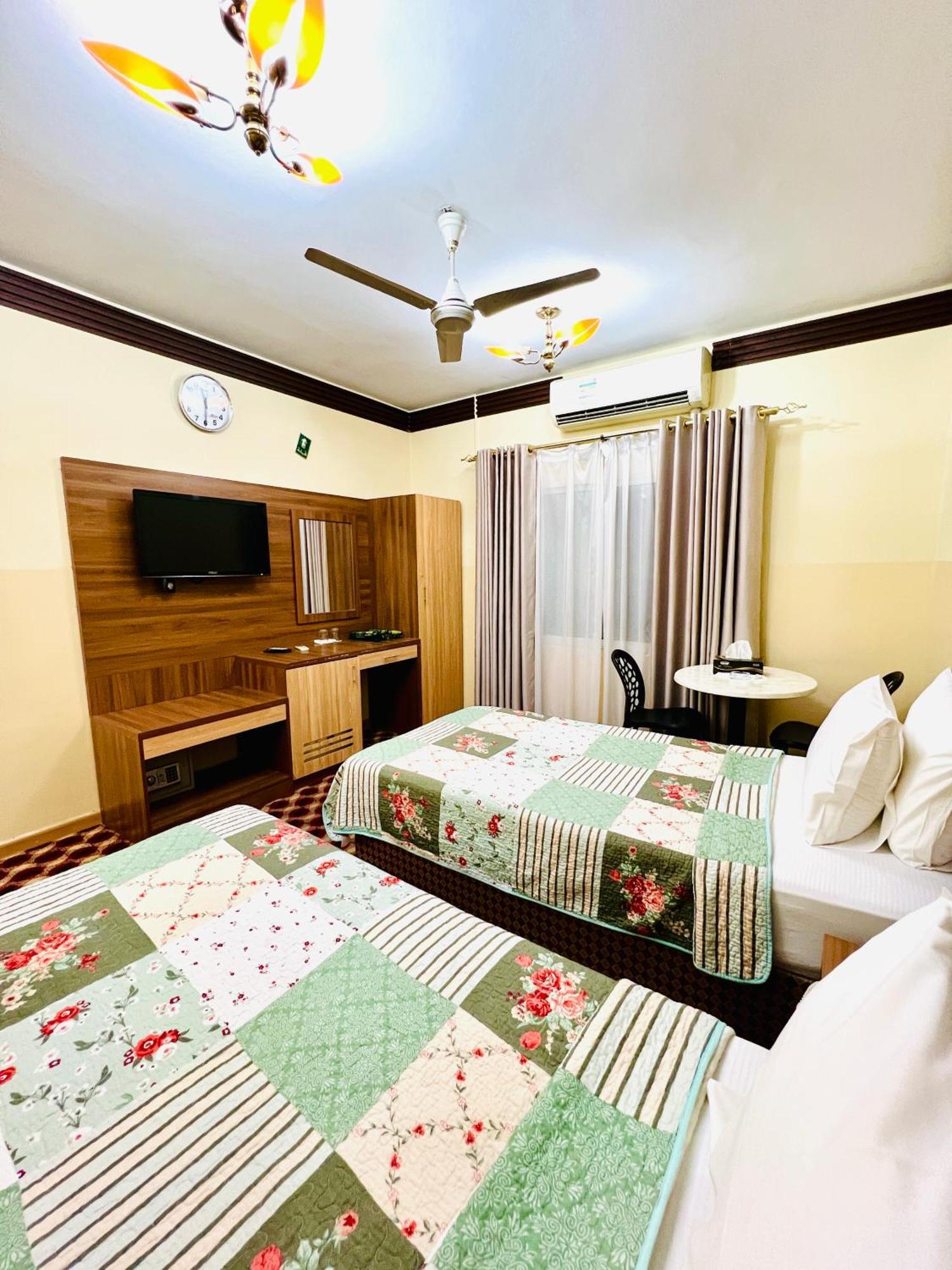 Hotel Al Ahrar Dubai