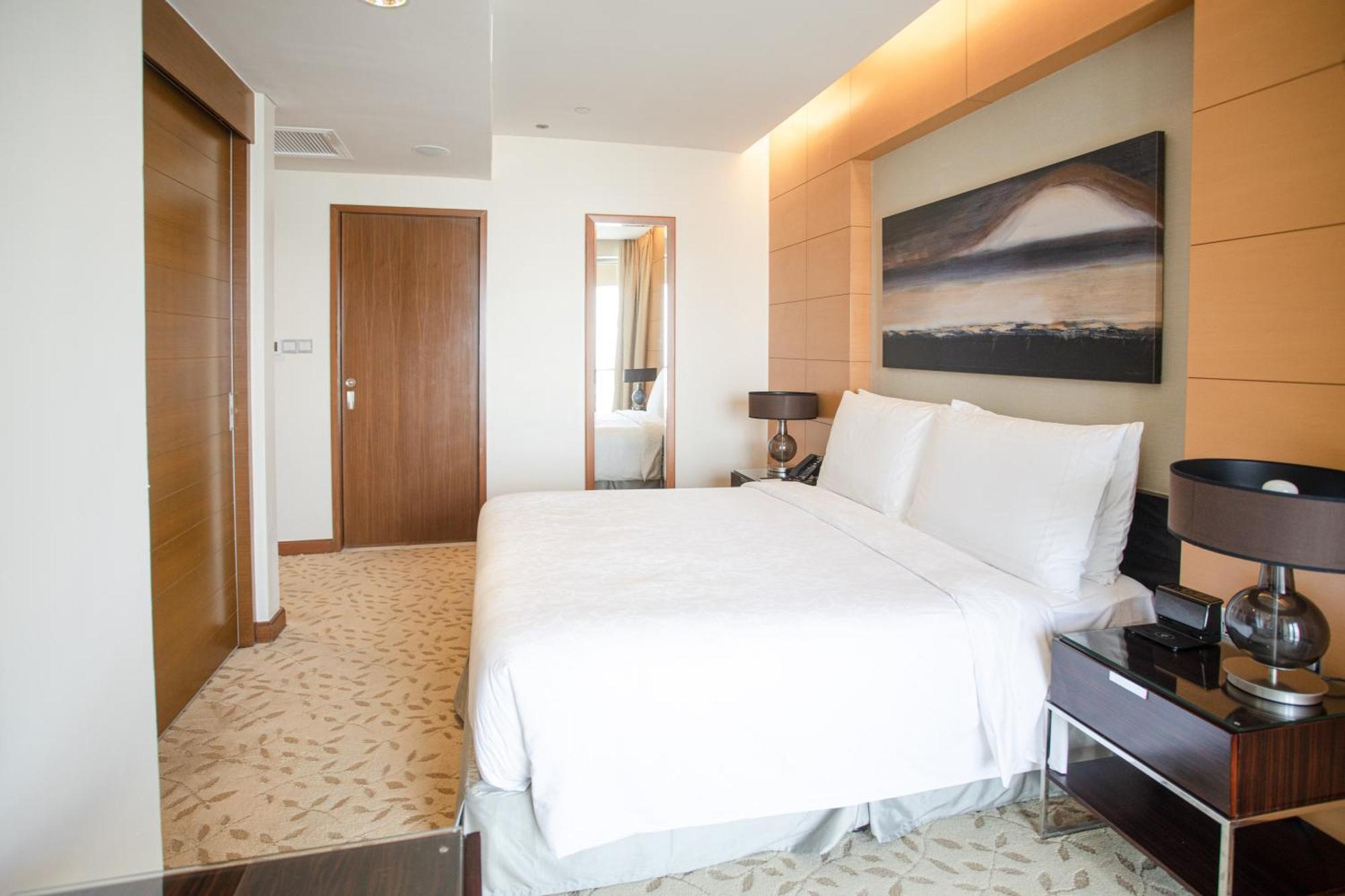 Mall Downtown Luxury With Balcony & View Apartment Dubai