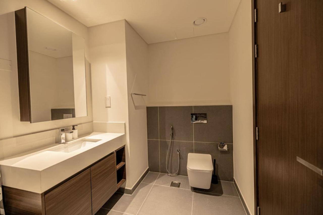 Stunning 1bhk Harbor View *