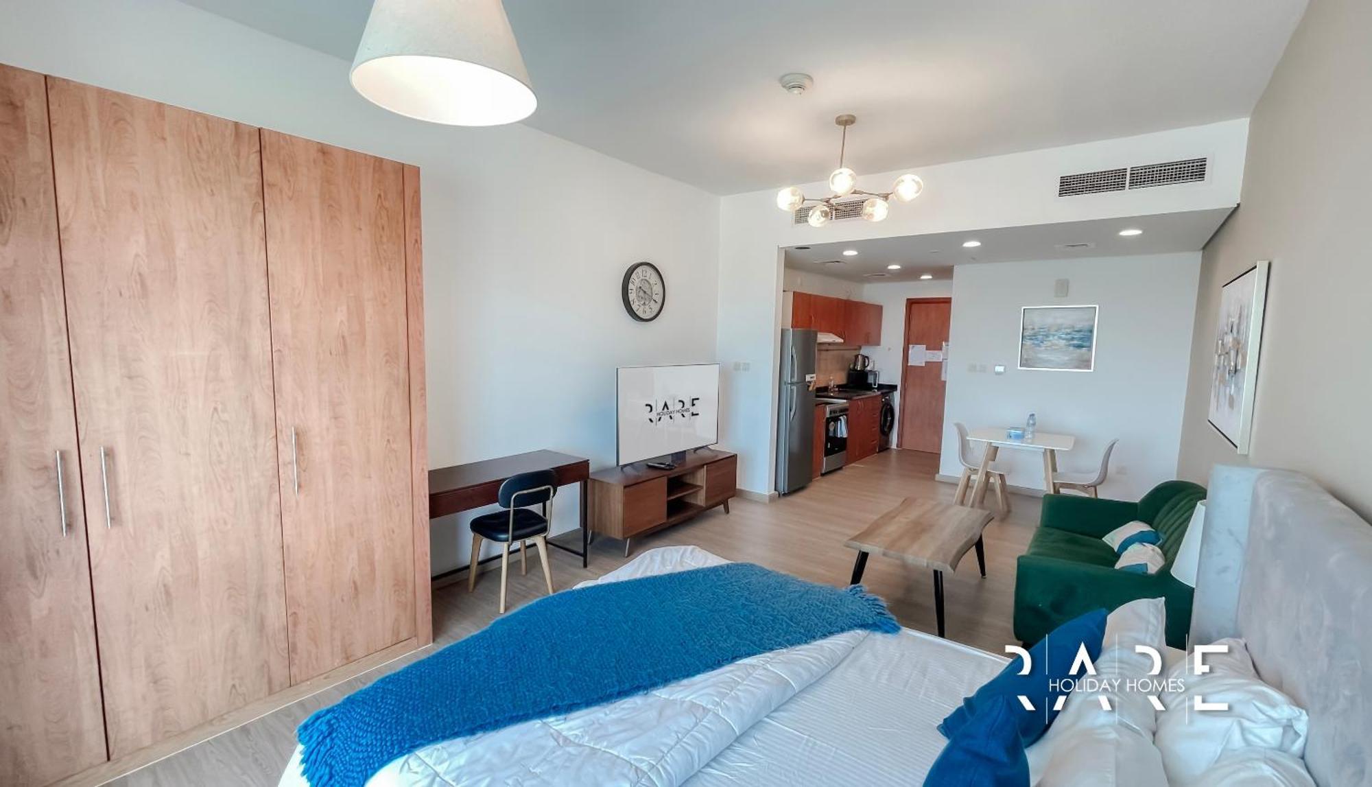 Rare Homes - View - Near Me'aisem Centre - The Crescent Tower A - Production - R910 *