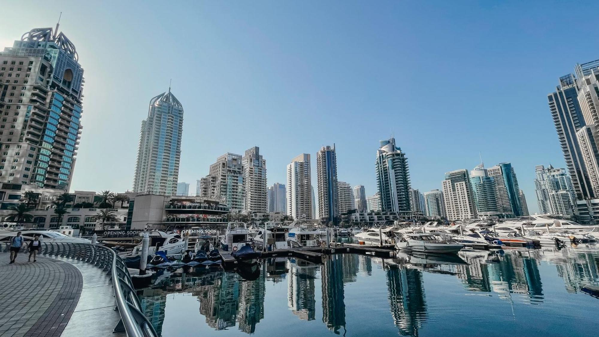 Beautiful Marina View 58th Floor 3 Bedrooms * Dubai