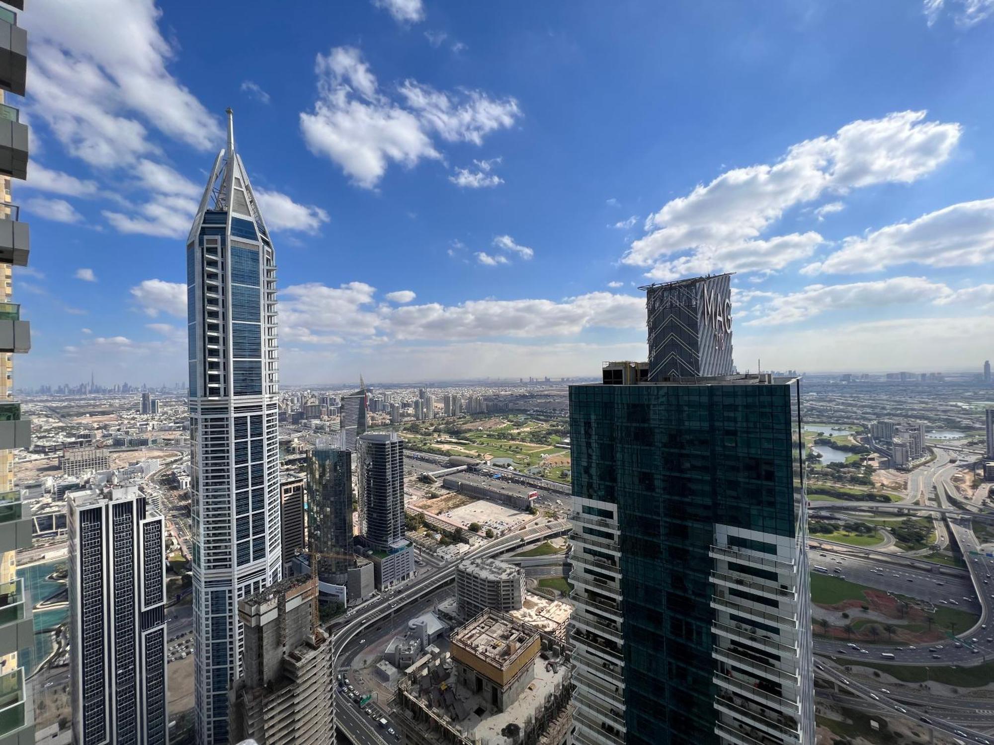 Beautiful Marina View 58th Floor 3 Bedrooms Dubai
