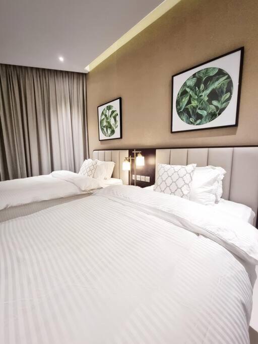 Stunning 2br Prive