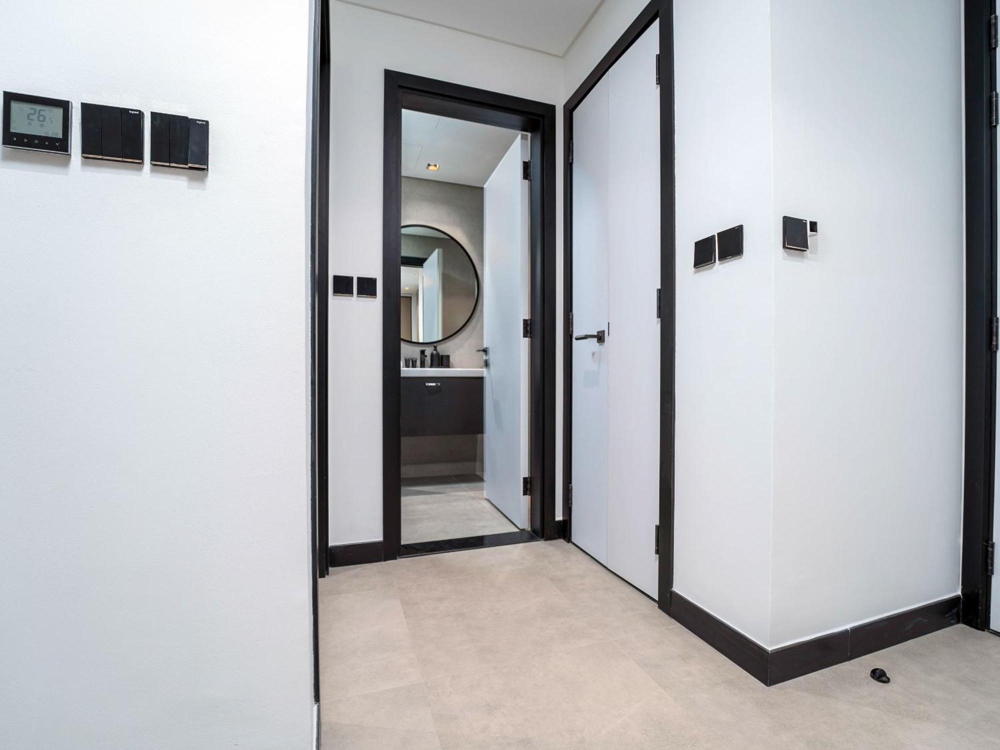 Exceptional 1bedroom With Premium Amenities *