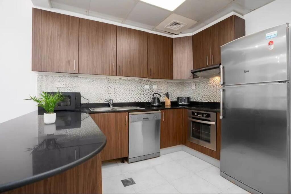 Majestic 2br-elitemarina-seaview Dubai