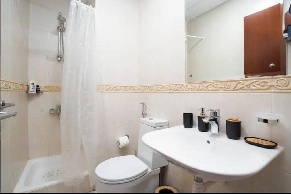 Majestic 2br-elitemarina-seaview Apartment