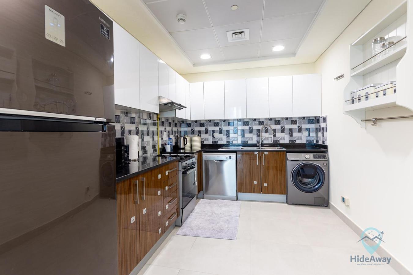 2br Stunning Luxury Heart Of Marina Near * Dubai