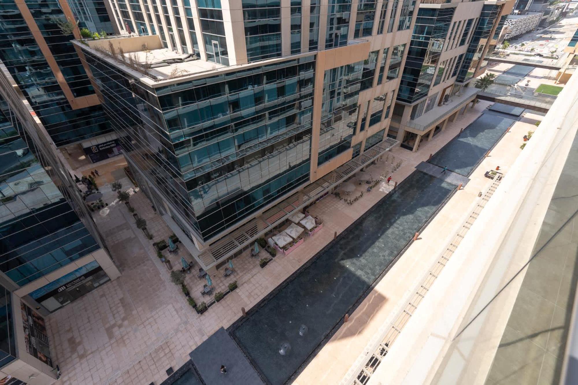 Glorious With Easy Access In Bay Square 9, Business Bay Apartment *