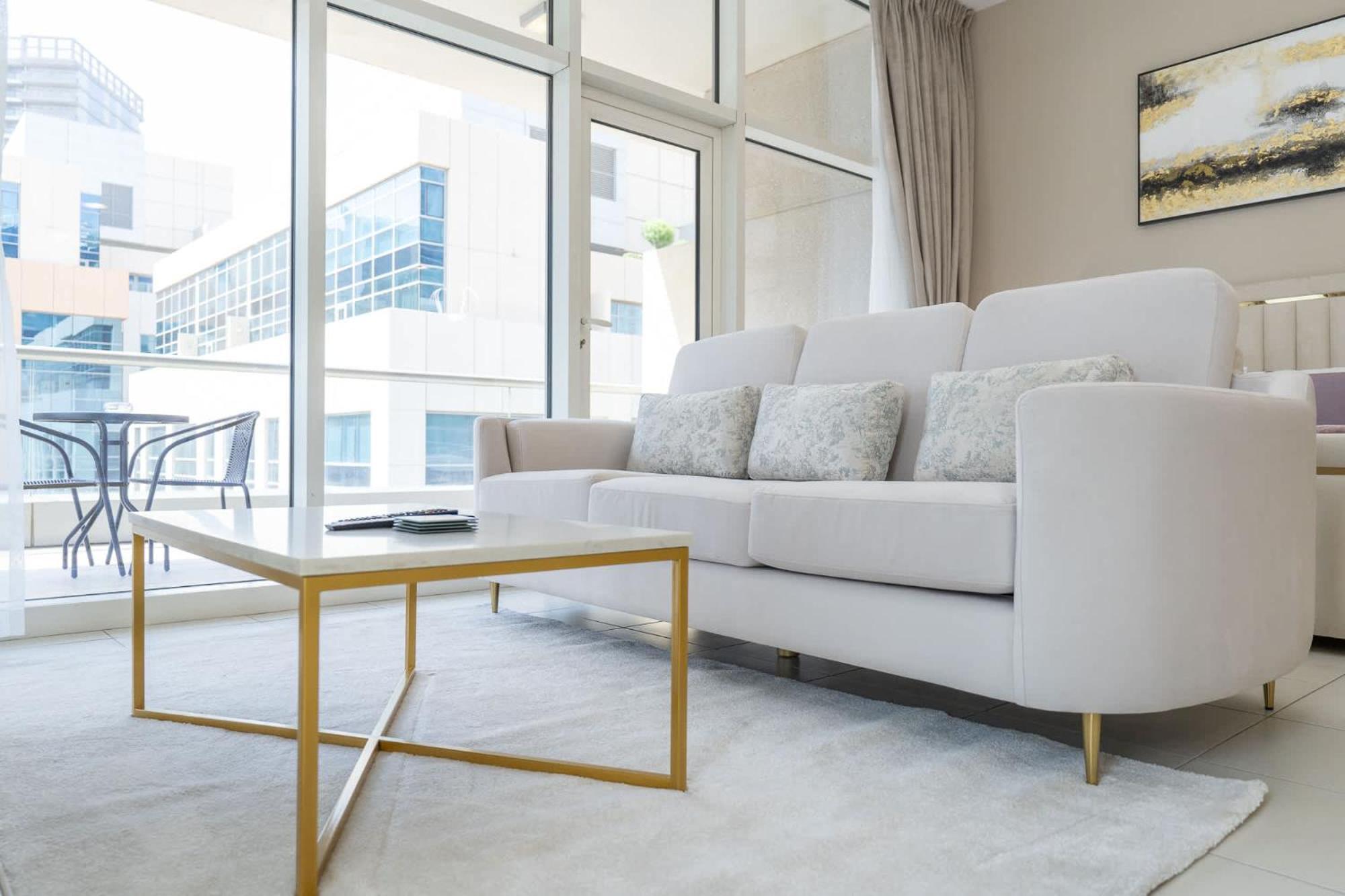 Glorious With Easy Access In Bay Square 9, Business Bay *