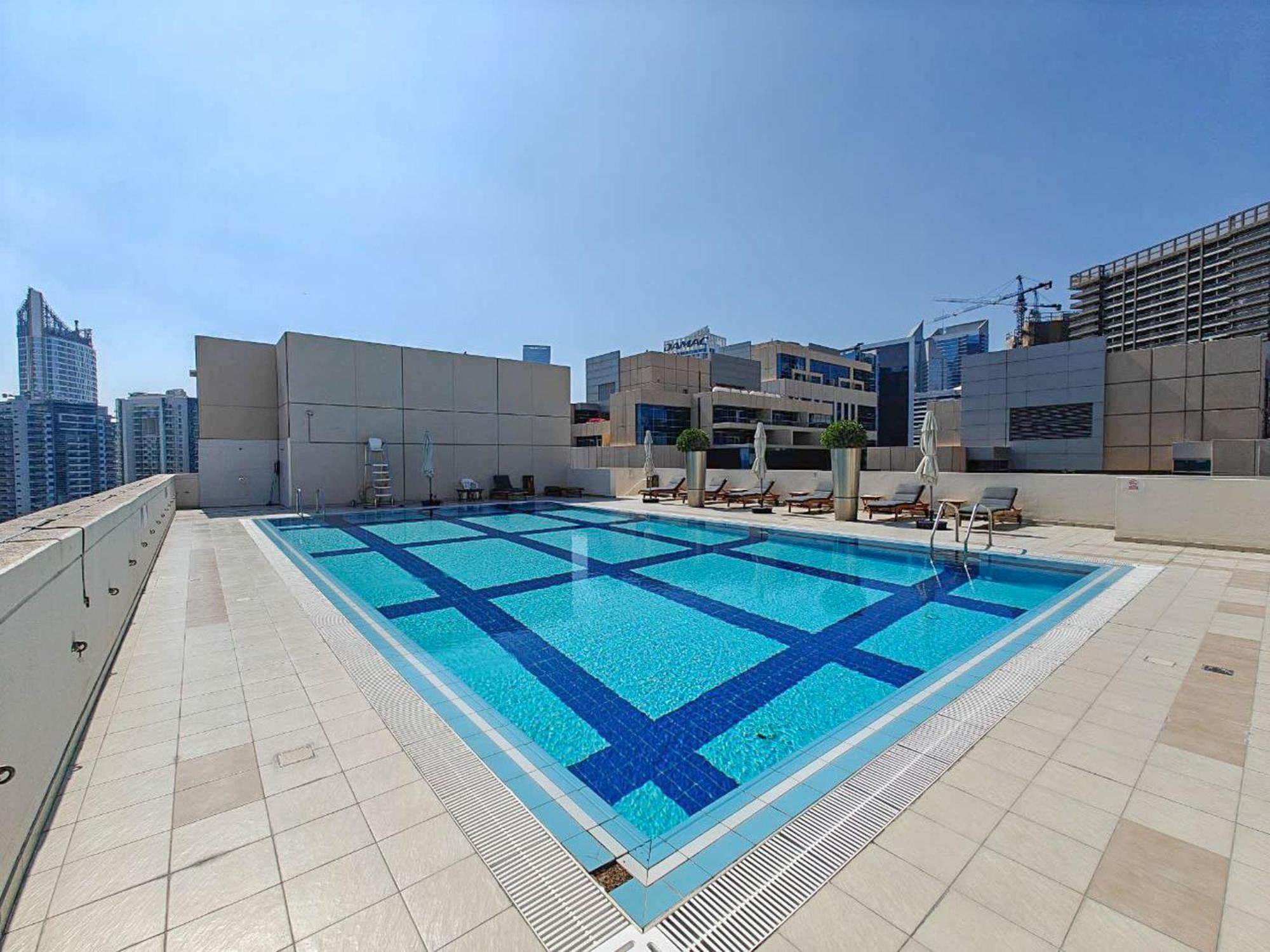 Glorious With Easy Access In Bay Square 9, Business Bay