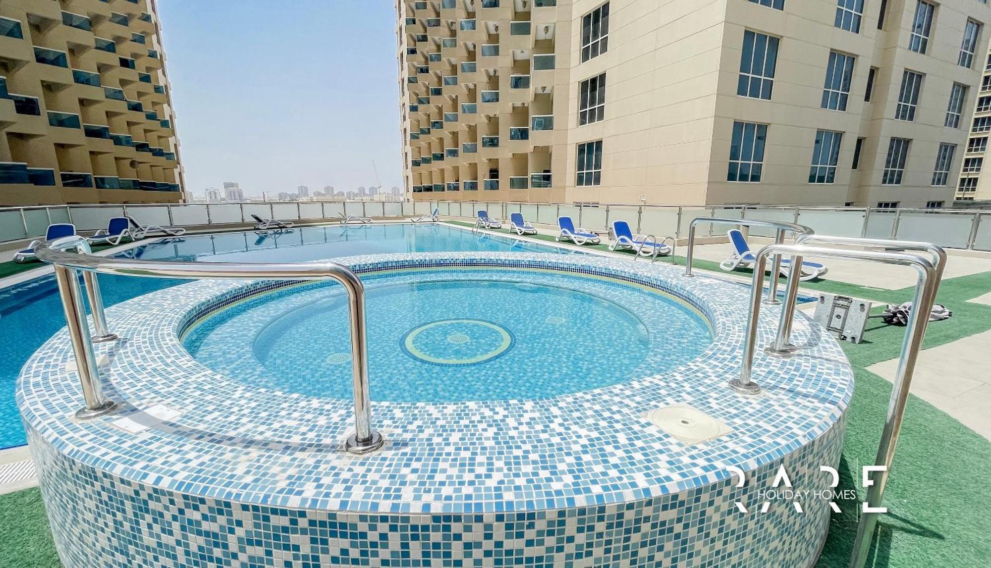 Rare Homes - View - Near Me'aisem Centre - The Crescent Tower A - Production - R910 * Dubai