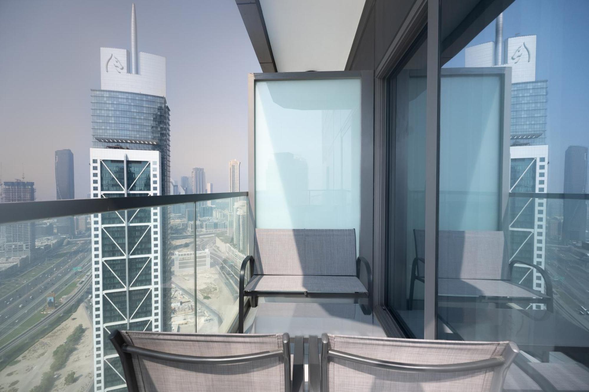 Luxury 2br Paramount Midtown Infinity Pool Business Bay Apartment *