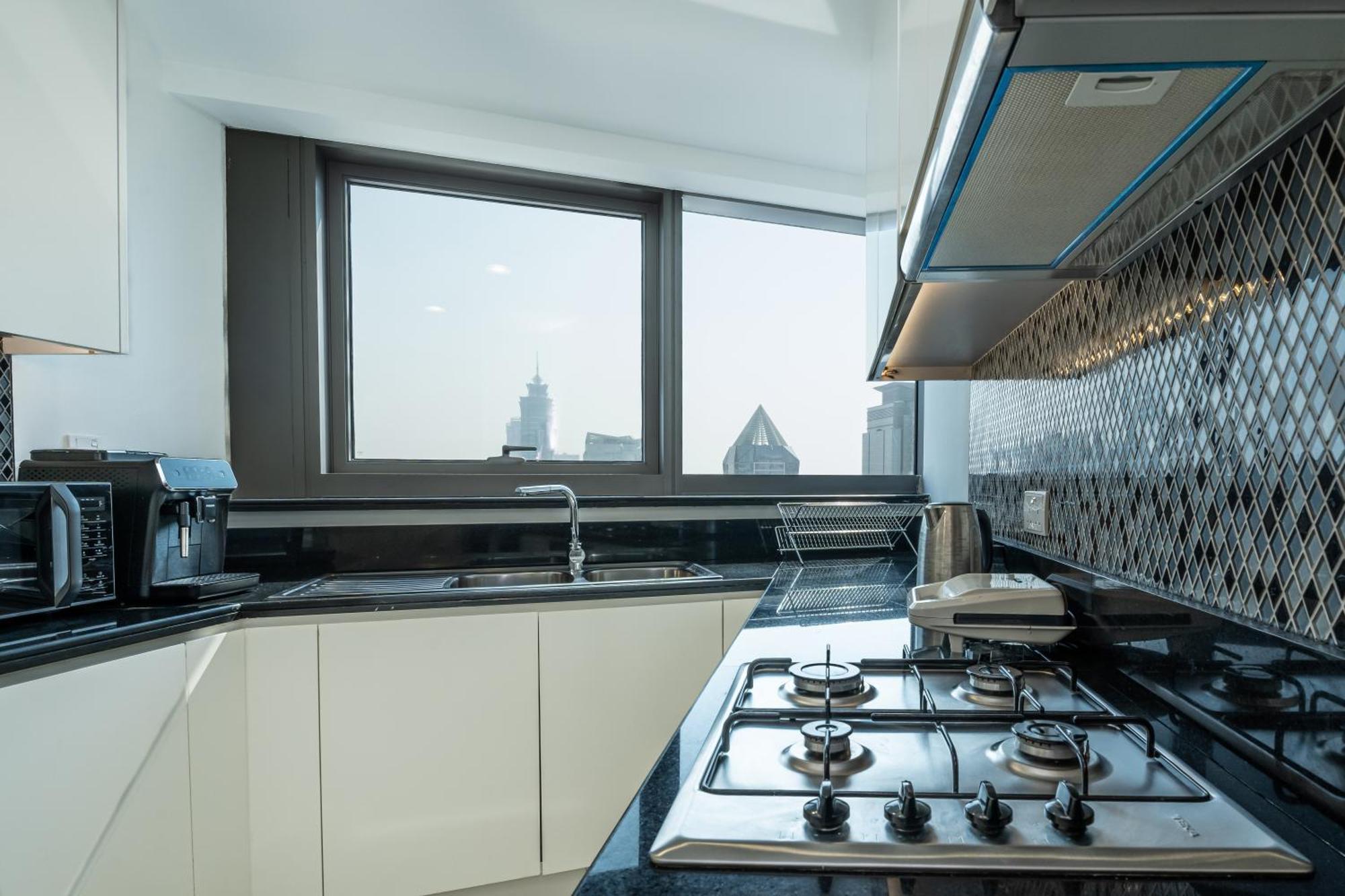 Luxury 2br Paramount Midtown Infinity Pool Business Bay *