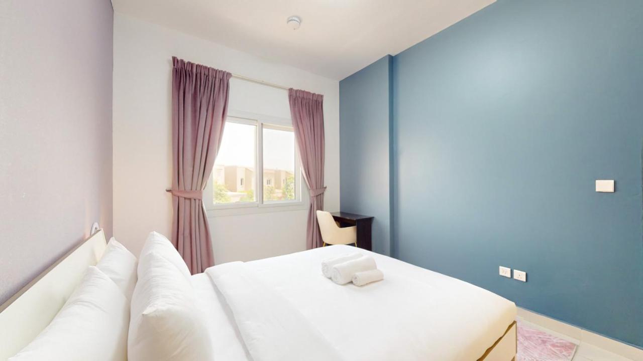 Bella Casa Serena - Serene Four Bedroom Holiday home Dubai