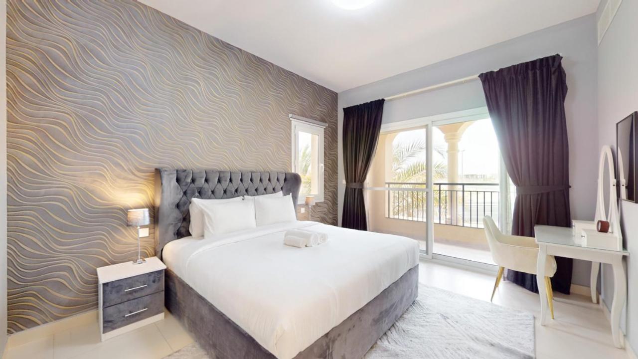 Bella Casa Serena - Serene Four Bedroom Dubai