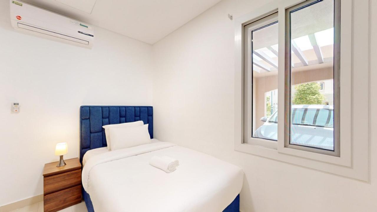 Bella Casa Serena - Serene Four Bedroom Dubai