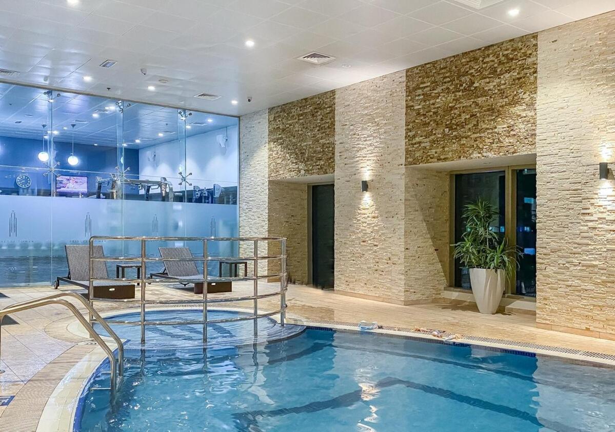 Spectacular 2-bedroom At Princess Tower In Marina! Holiday home *